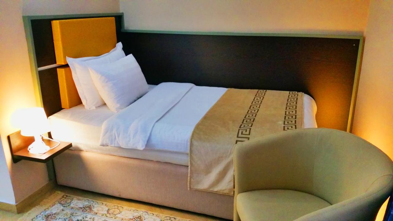 Capital Tirana Hotel Bruci 외부 사진