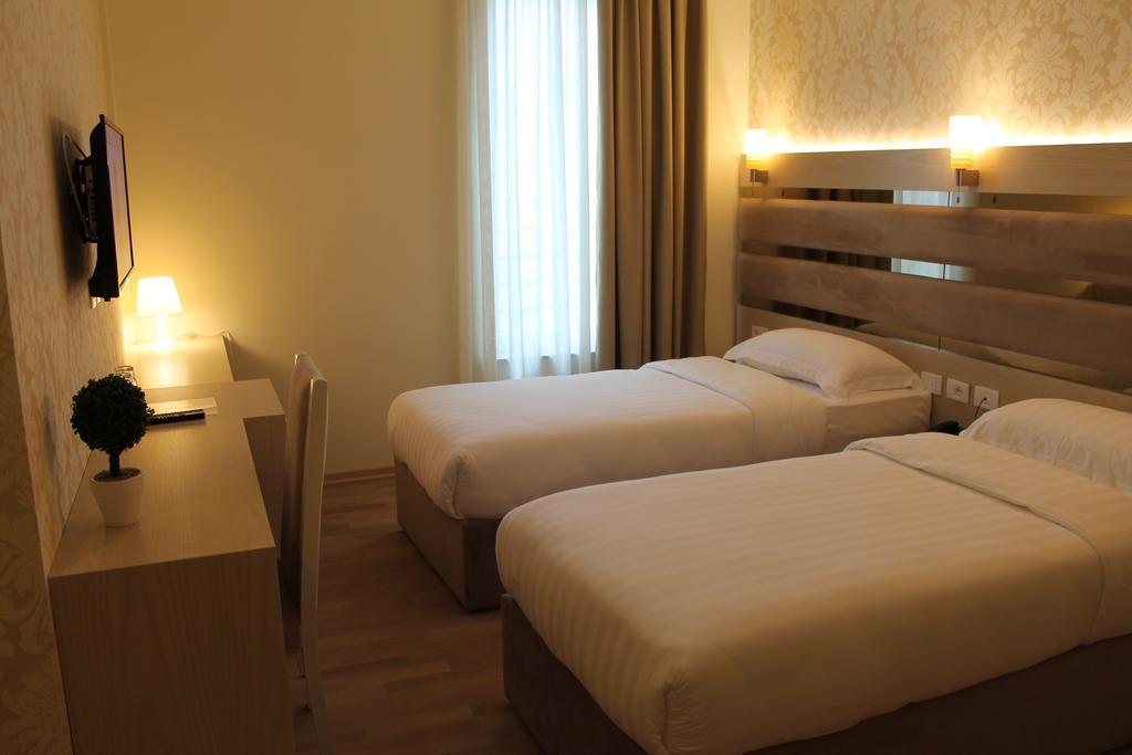 Capital Tirana Hotel Bruci 외부 사진