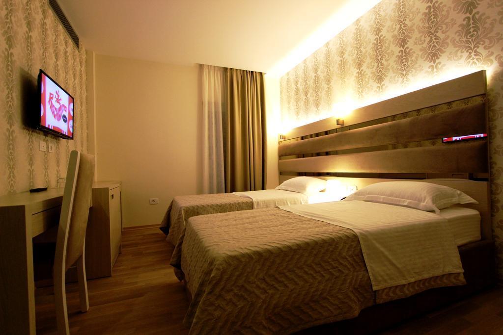 Capital Tirana Hotel Bruci 외부 사진