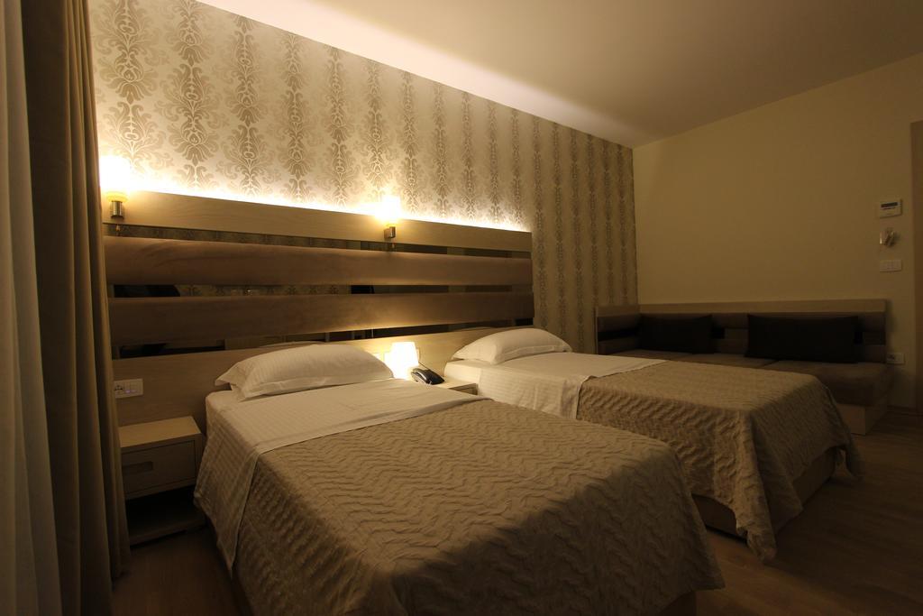 Capital Tirana Hotel Bruci 외부 사진