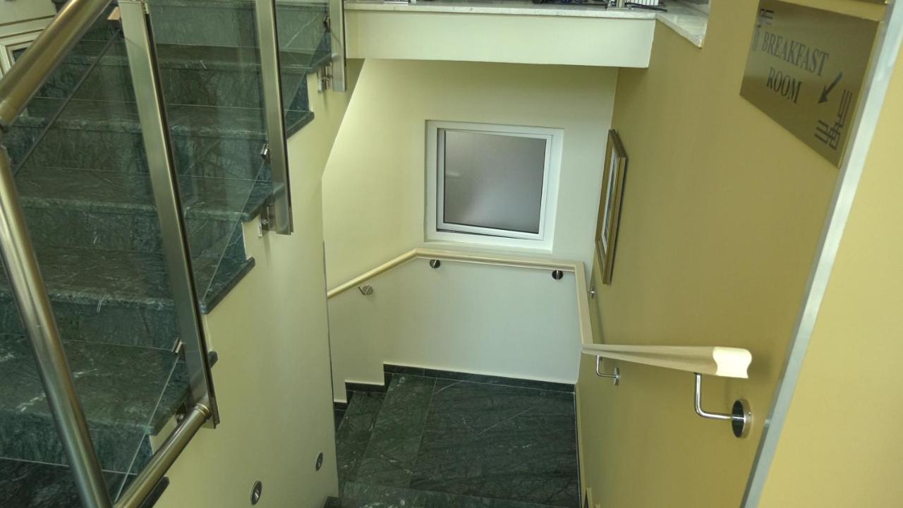 Capital Tirana Hotel Bruci 외부 사진